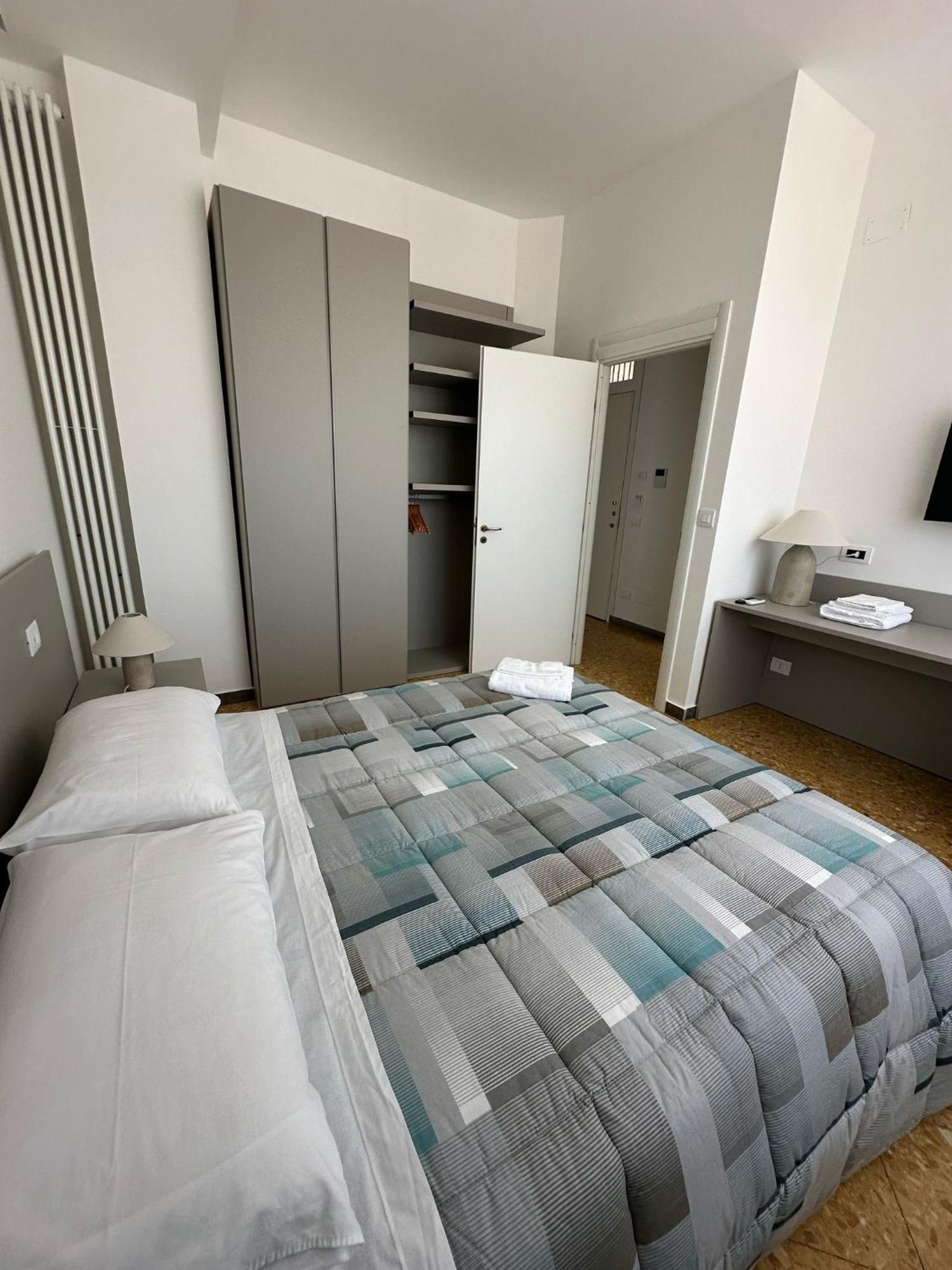 Apartamento Clar -grattacielo *